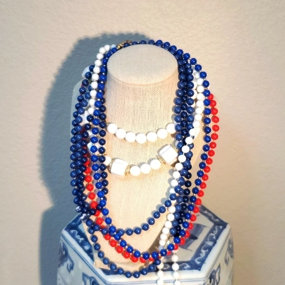 ❣️ SET OF FIVE STRAND NECKLACES